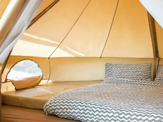 location vacances insolite camping Villars les Dombes